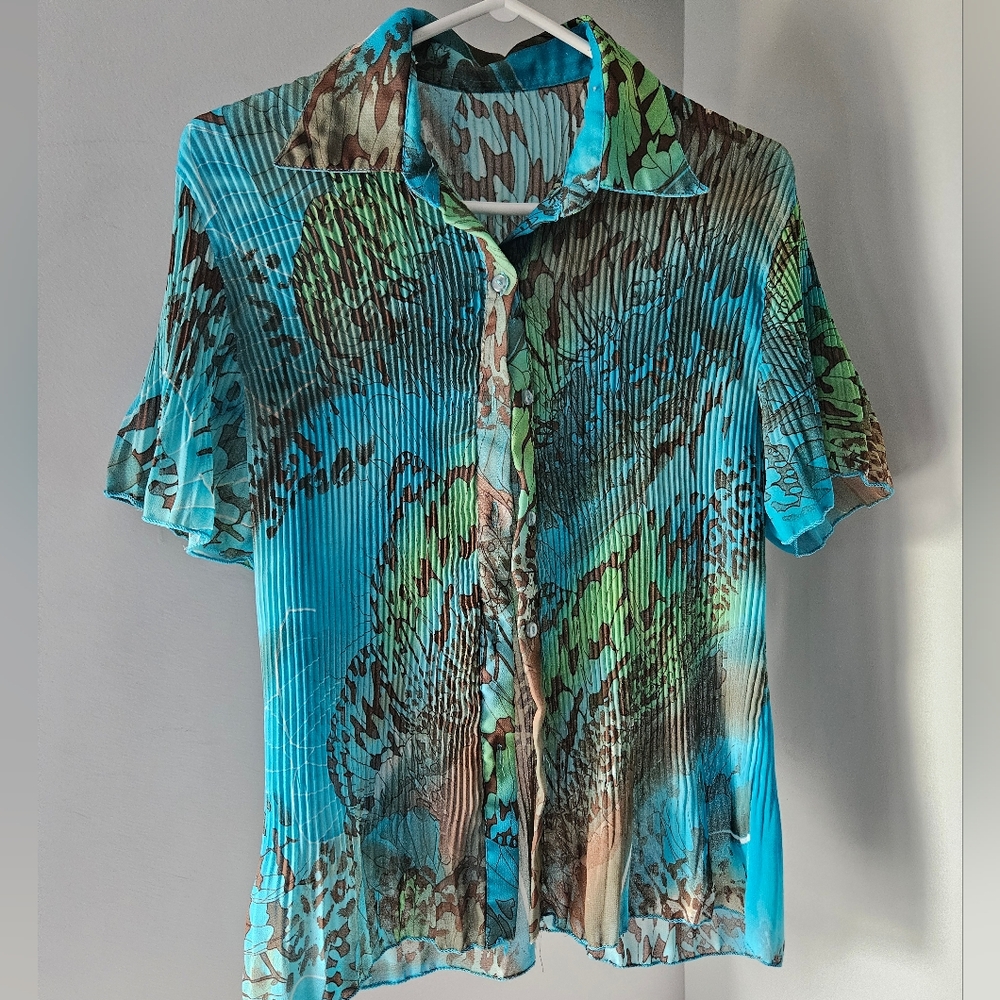 Monarch Butterfly Print Button up shirt ♡